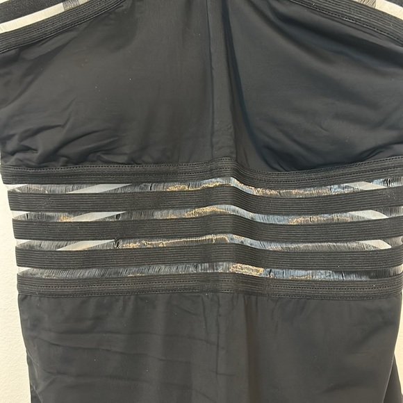 Hilor Women’s Black One-Piece Swimsuit, Medium - Picture 4 of 12